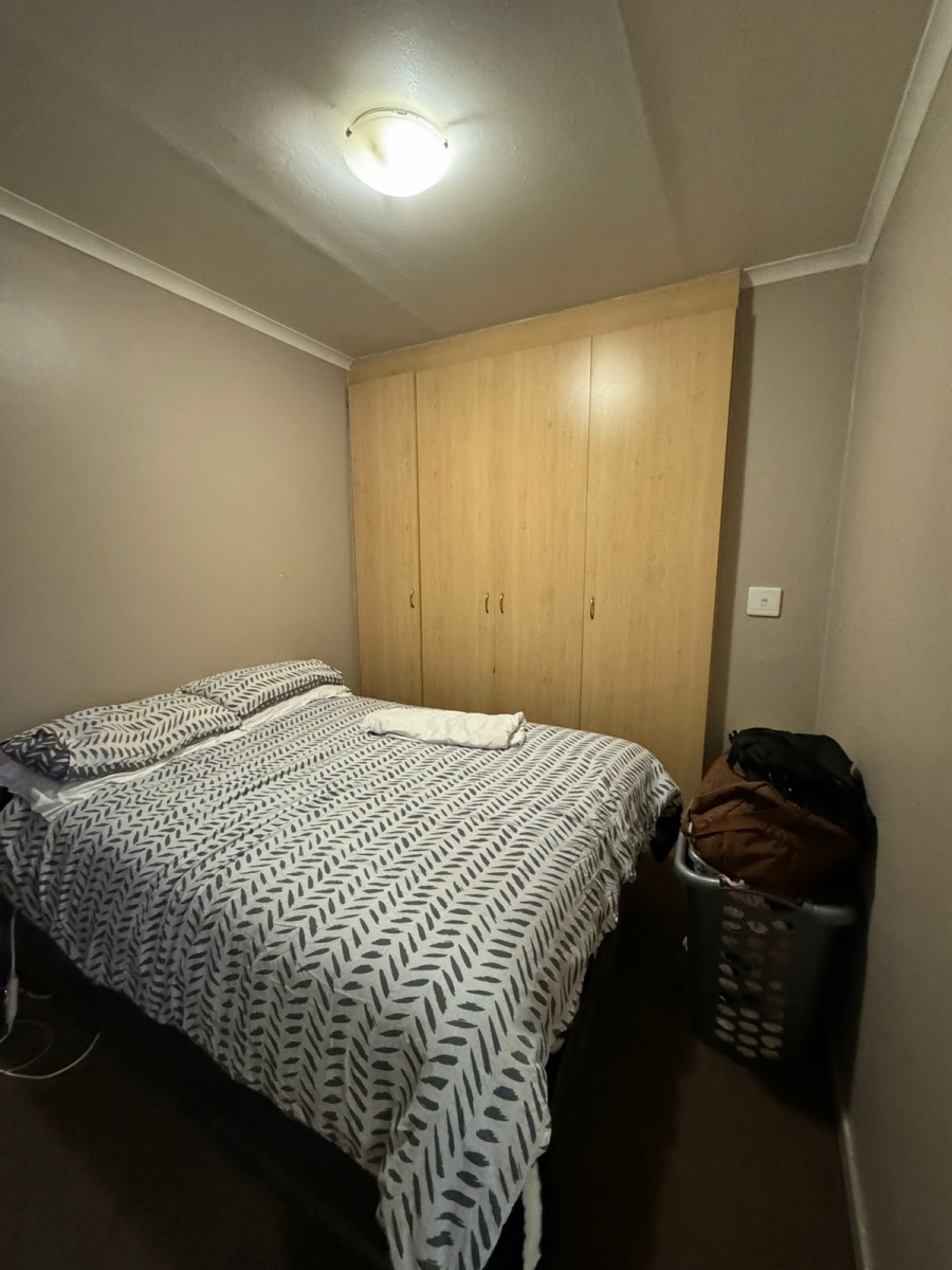 2 Bedroom Property for Sale in Whispering Pines Western Cape